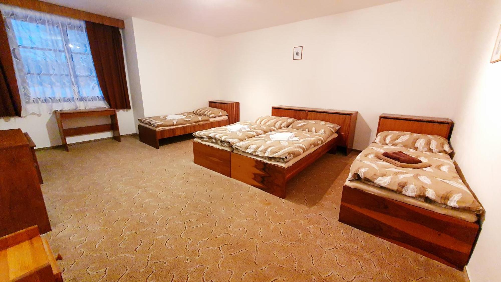 Holensky Dvur Hotel Ratibor  Ruang foto