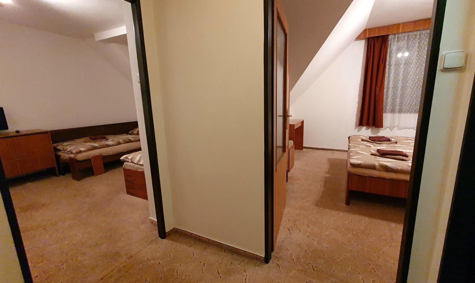 Holensky Dvur Hotel Ratibor  Ruang foto